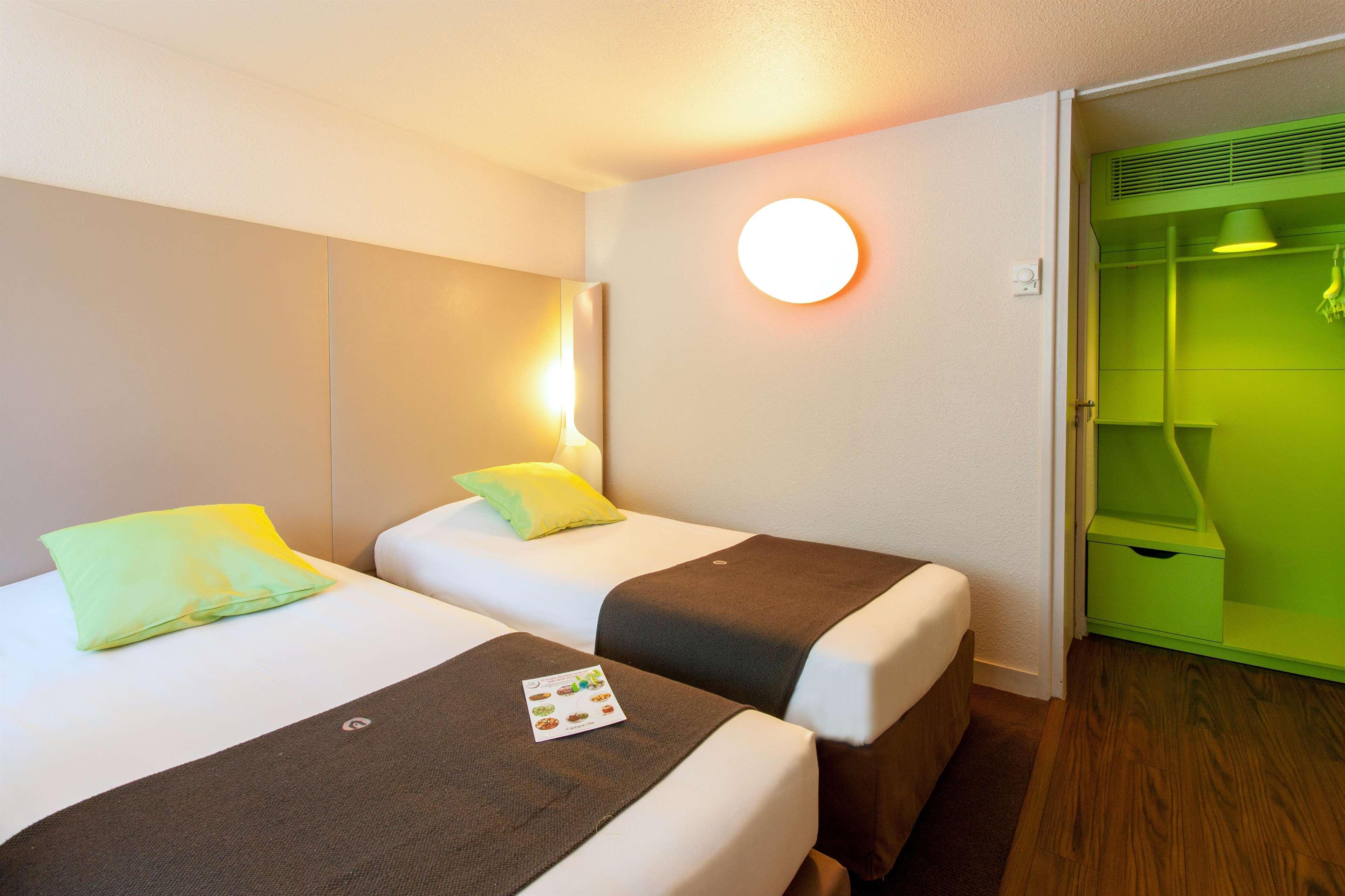แคมปานิล ตูร์ ซุด ชูเอ เล ตูร์ Hotel จู เลส์ ทัวส์ ภายนอก รูปภาพ